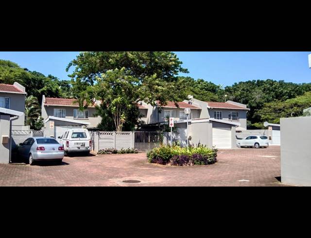 3 BEDROOM DUPLEX FOR SALE IN BLUFF
